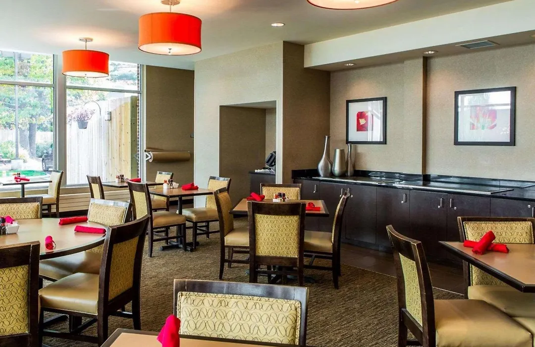 Cambria Hotel Traverse City-1