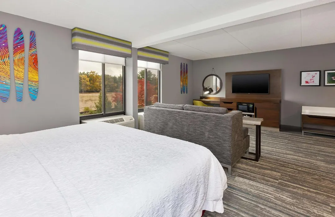 Hampton Inn Traverse City-1