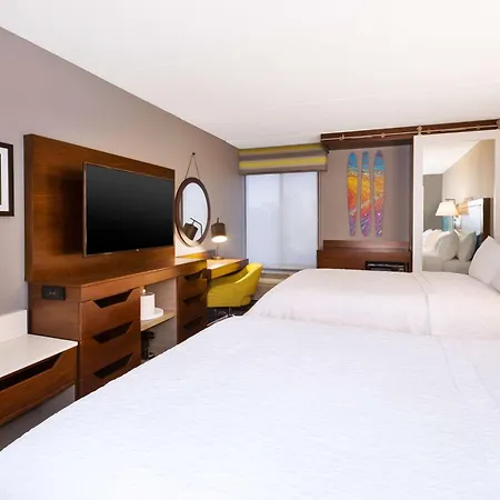 Hampton Inn Traverse City-2
